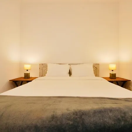 Διαμέρισμα Luciana - Beachside, Balcony, Sunset View